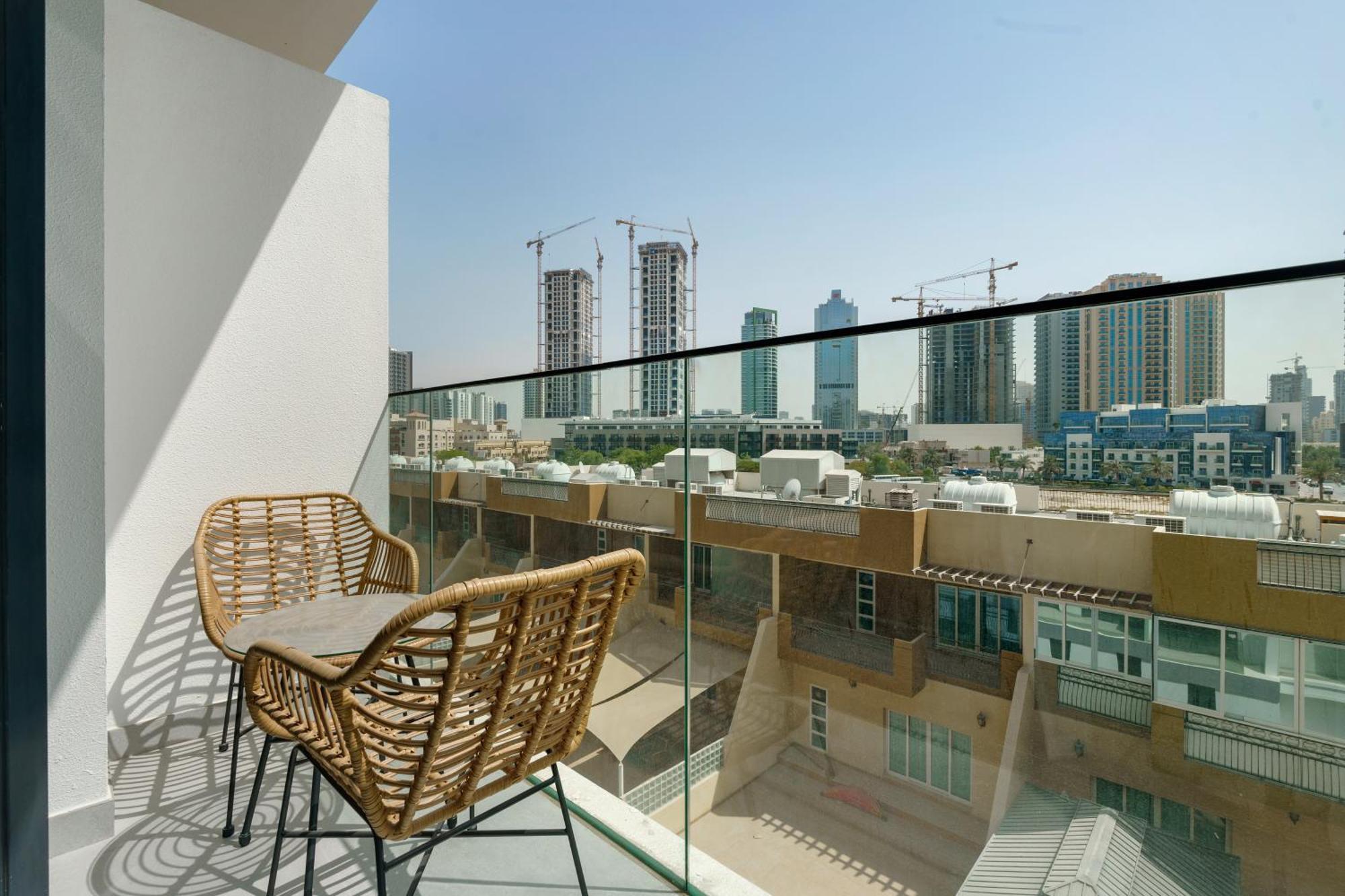 Apartamento 833Keys - Studio, Top Amenities, Near Circle Mall In Jvc Dubái Exterior foto